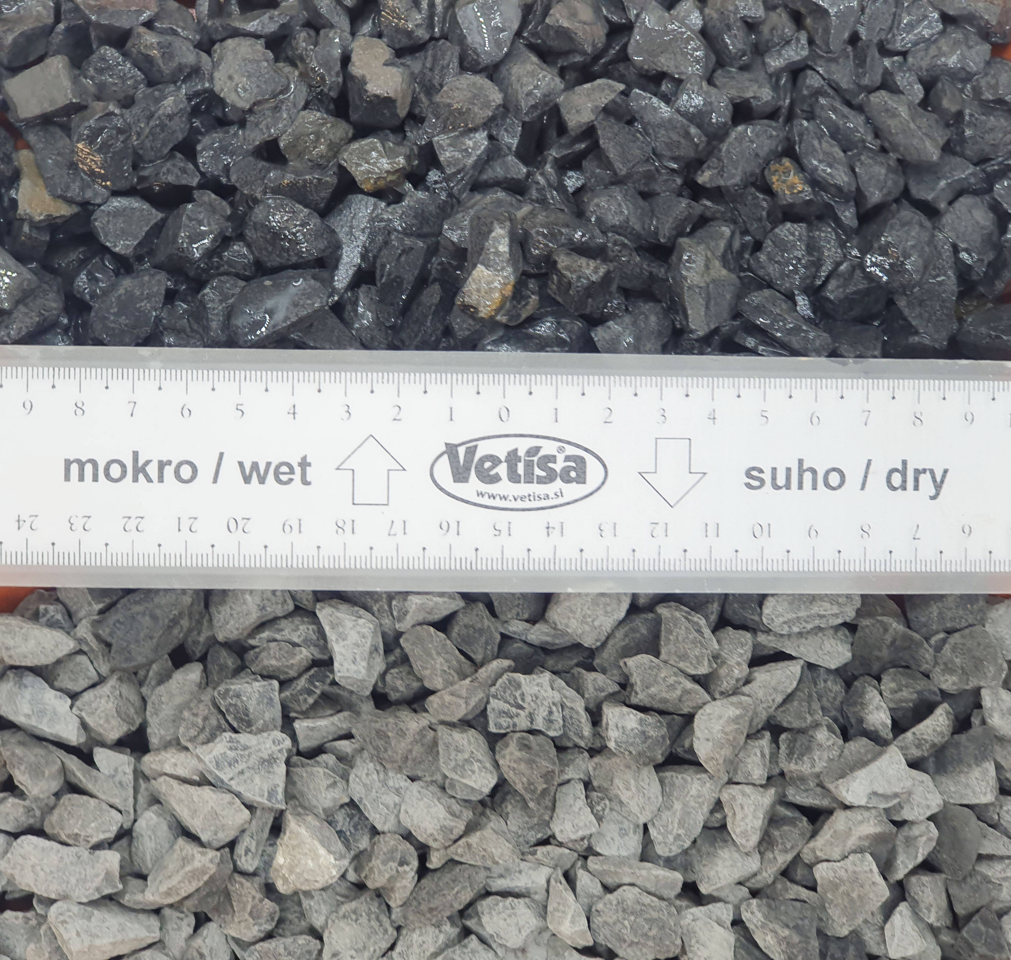 Vetisa- Nero Ebano 25KG (12-16 mm) 48/p - Črni marmorni pesek